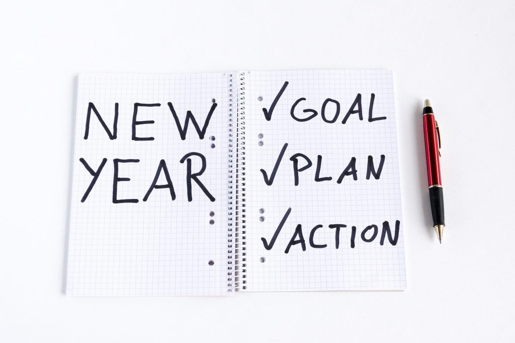 Simple Ways to Stick to Your Weight Loss New Year’s Resolution